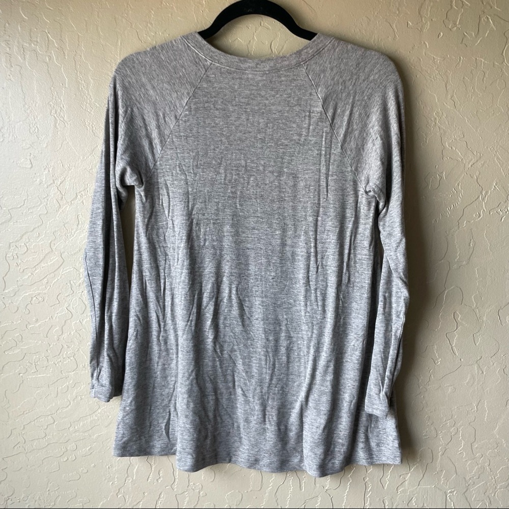 CAbi Offhand Tee Large Style 5325 Spring Grey - Picture 4 of 7